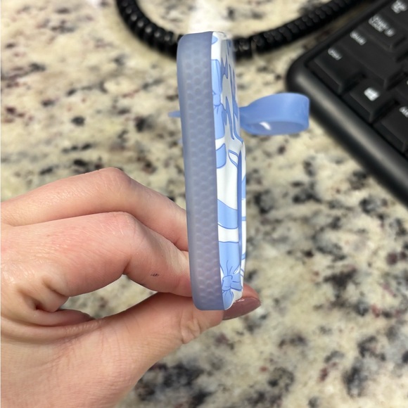 Loopy Case - Picture 9 of 10